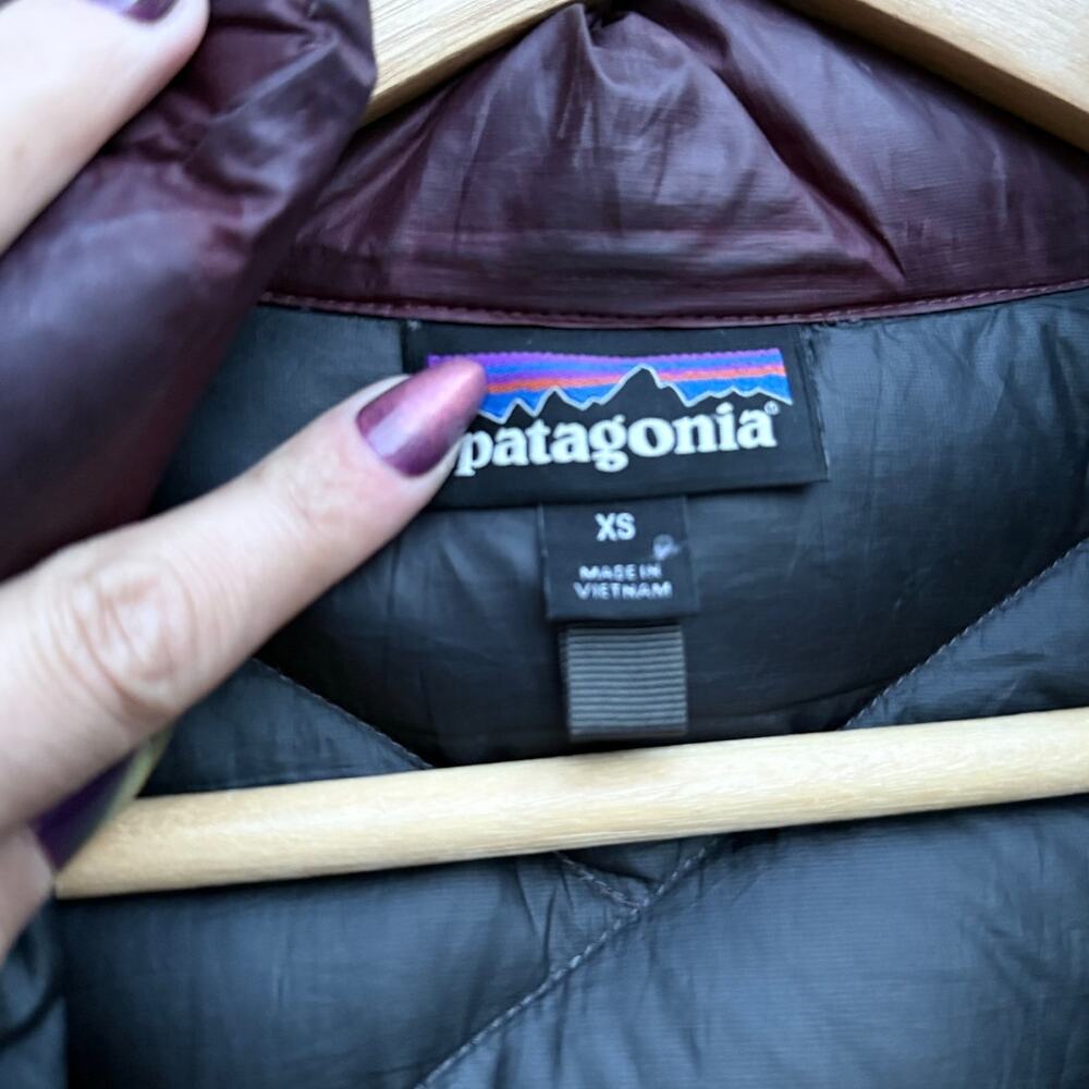PATAGONIA Tres 3 in 1 waterproof gray burgundy goose down parka coat jacket XS - Picture 11 of 15